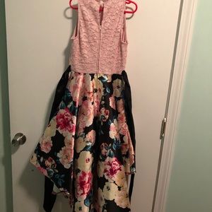 Girls dress